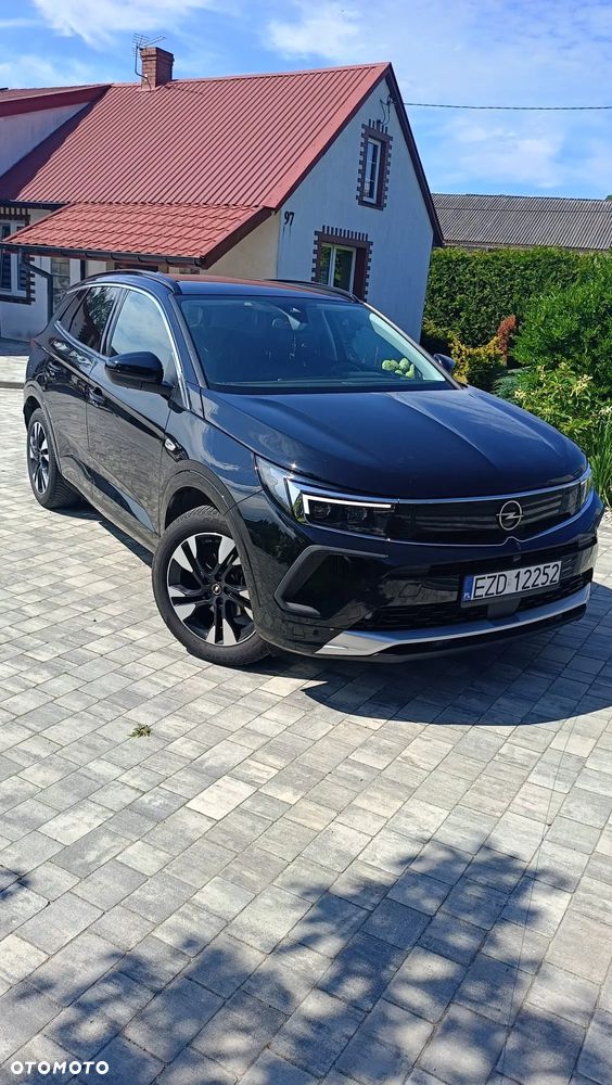Opel Grandland X 1.2 Start/Stop Ultimate - 2