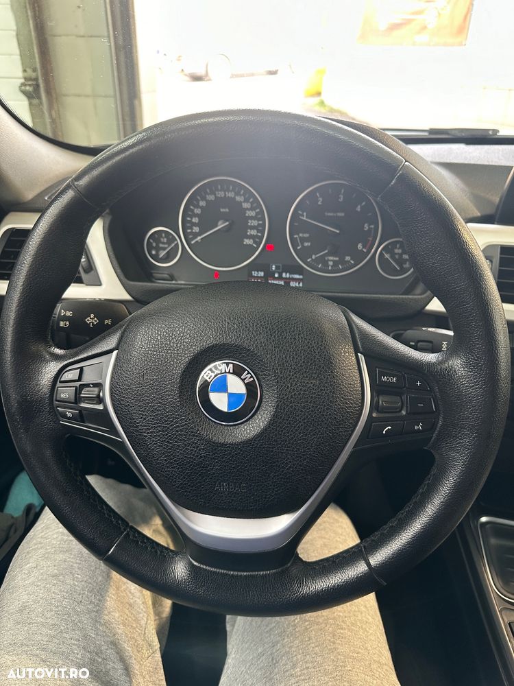 BMW Seria 3 320d DPF - 3