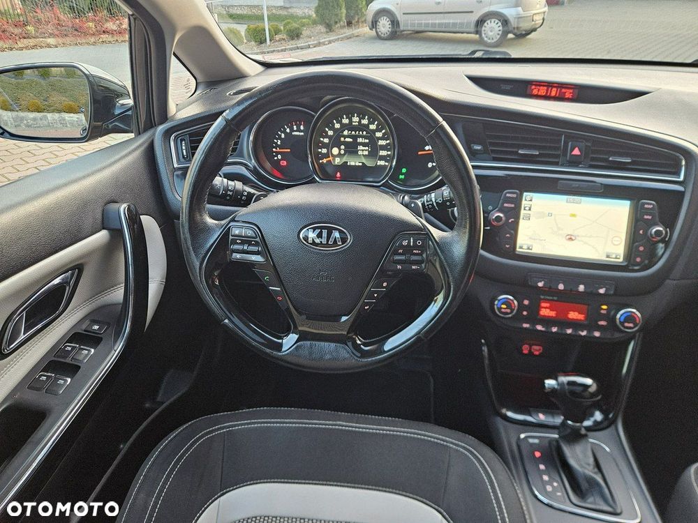 Kia Ceed 1.6 CRDi 136 DCT ISG GT Line - 30