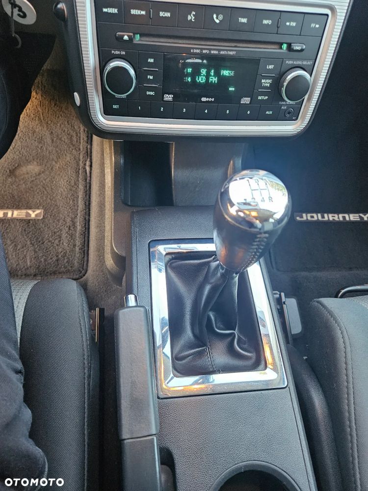 Dodge Journey 2.4 SE - 26