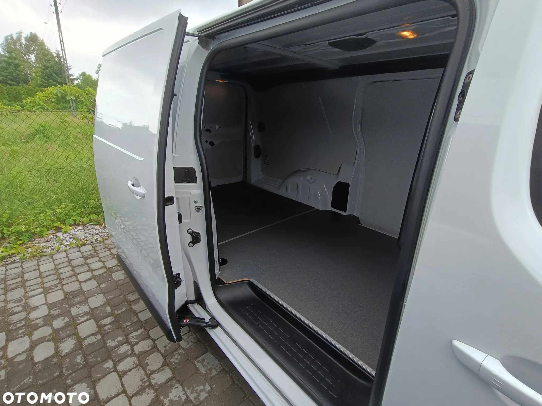 Toyota Proace - 13