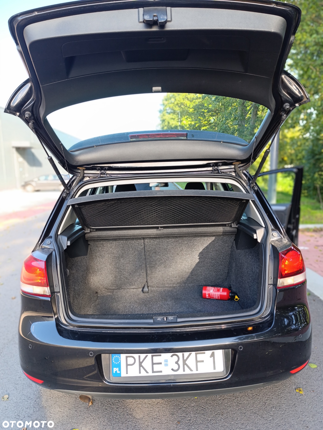 Volkswagen Golf VI 1.6 TDI BlueMot Trendline - 11