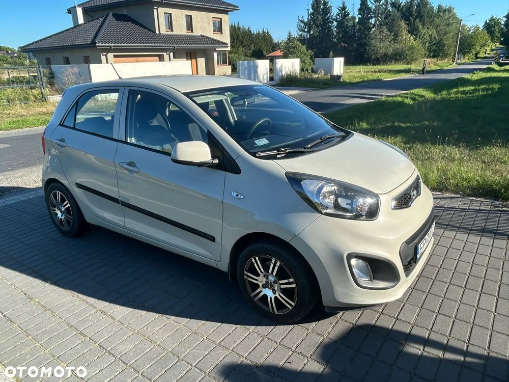 Kia Picanto 1.0 L - 6