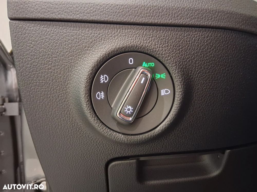 Skoda Superb 2.0 TDI DSG Ambition - 15