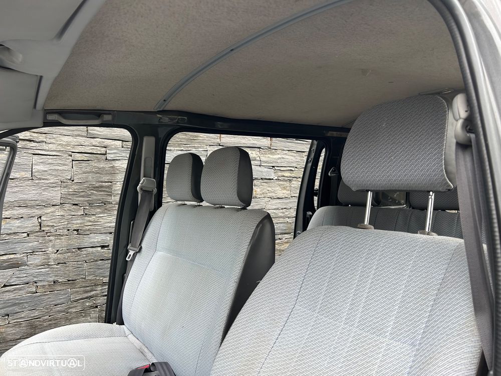 Toyota HiAce 2.4 D LXH12LB - 10