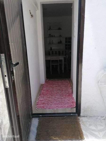 Apartamento T1 em Cesar Oliveira de Azeméis - Grande imagem: 5/6