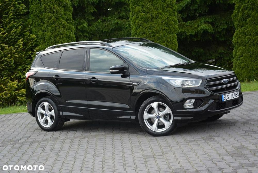 Ford Kuga 1.5 EcoBoost 2x4 ST-Line - 10