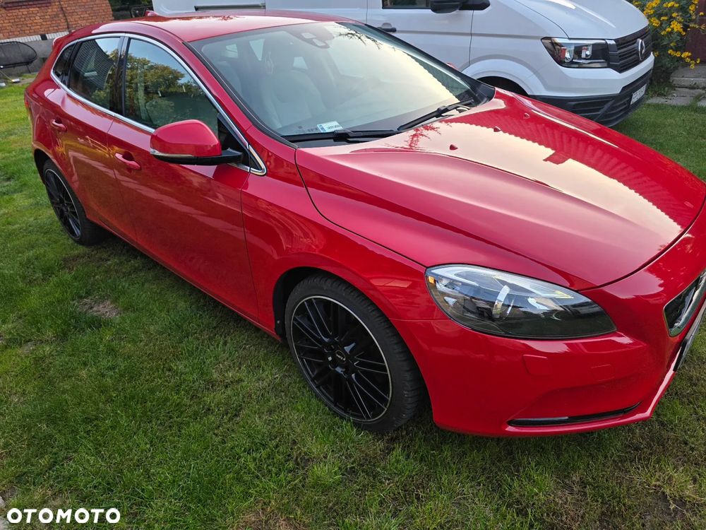 Volvo V40 T4 Momentum - 3