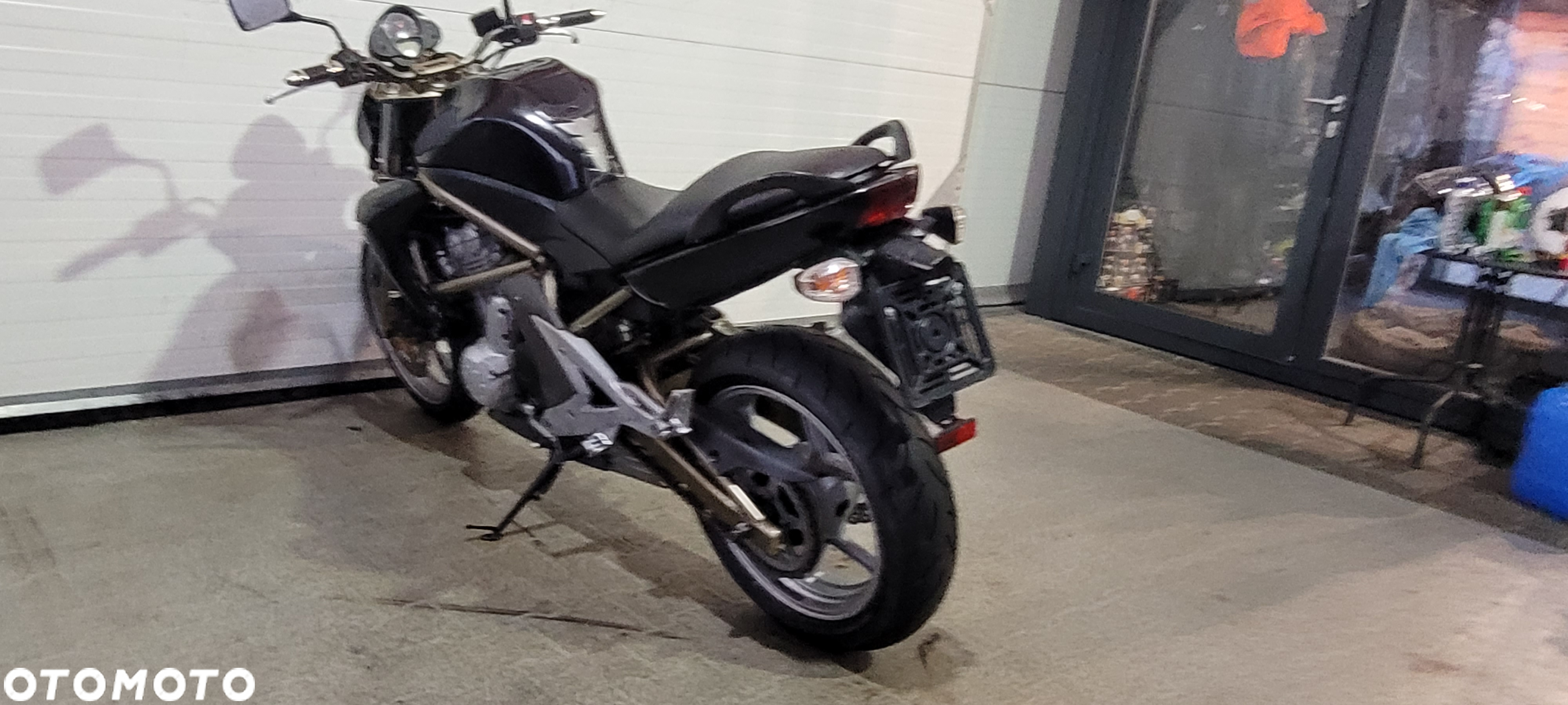 Kawasaki ER - 22