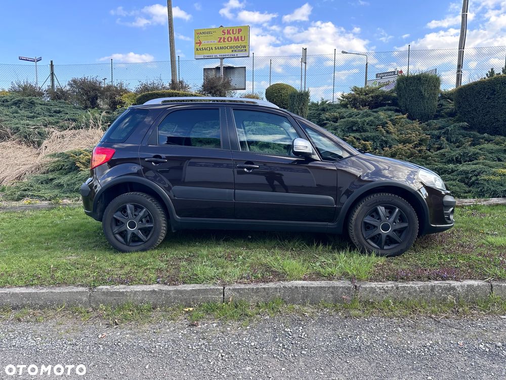 Suzuki SX4 1.6 VVT 4x4 Style - 2