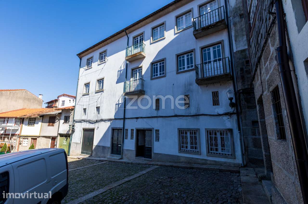 Edifício histórico no coração de Guimarães – 14 unidades independen... - Grande imagem: 5/60