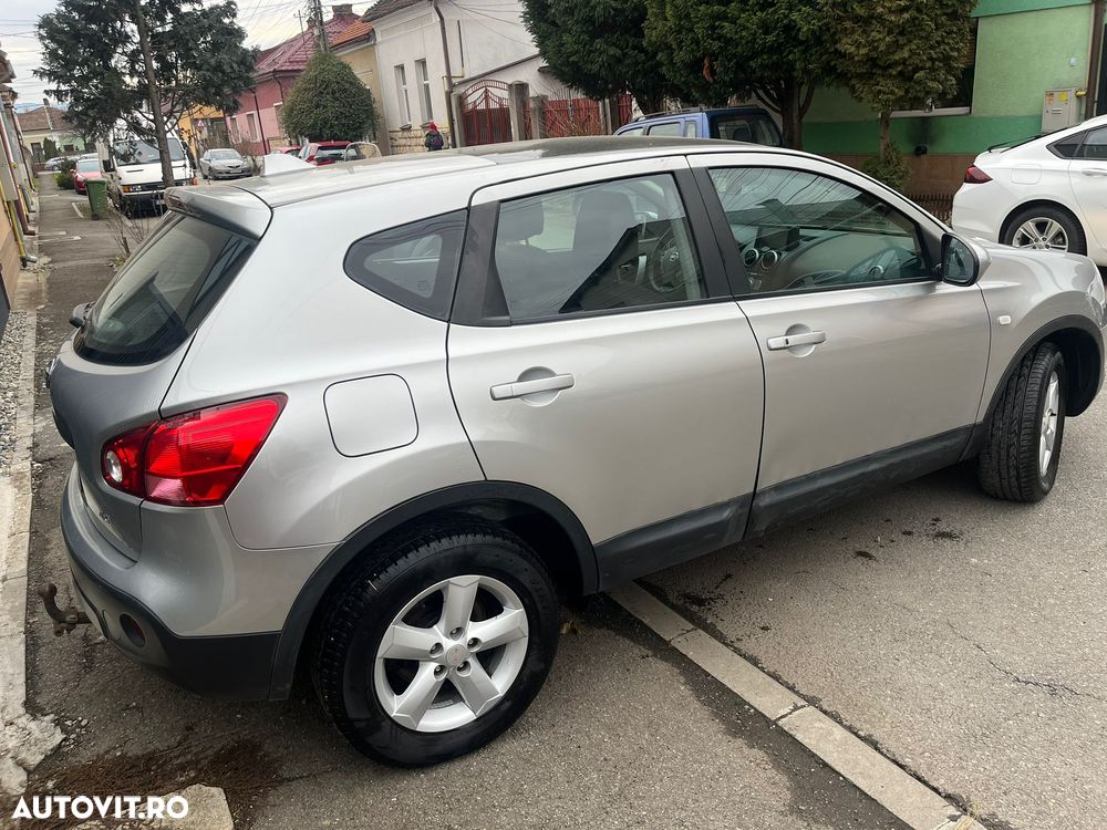 Nissan Qashqai 2.0 DCI 4 x 4 DPF Aut tekna - 7