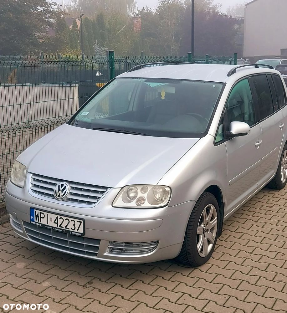 Volkswagen Touran 1.9 TDI DSG Highline - 10
