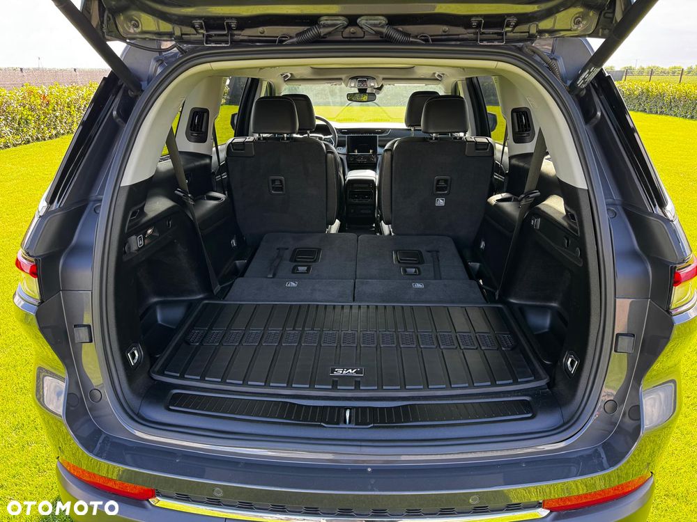Jeep Grand Cherokee - 9