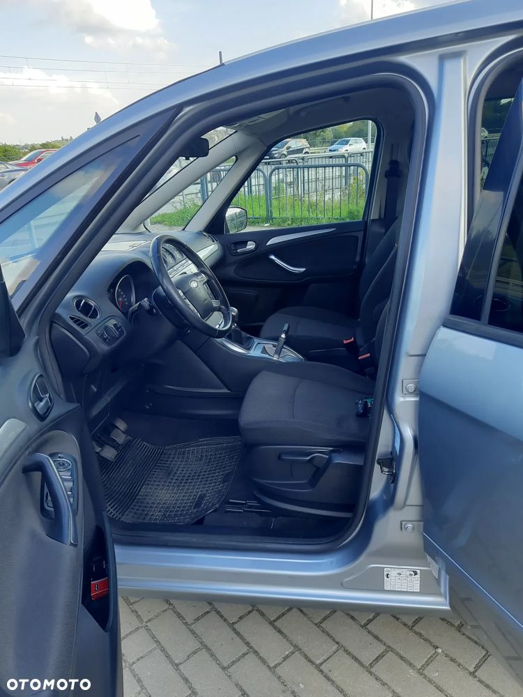 Ford Galaxy 1.8 TDCi Ghia - 11