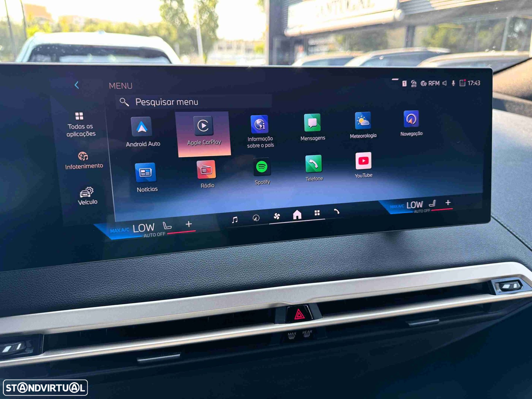 BMW iX xDrive 40 Pack Desportivo - 15