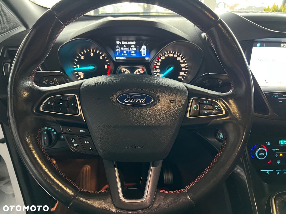 Ford Kuga 2.0 TDCi 4x2 ST-Line - 22