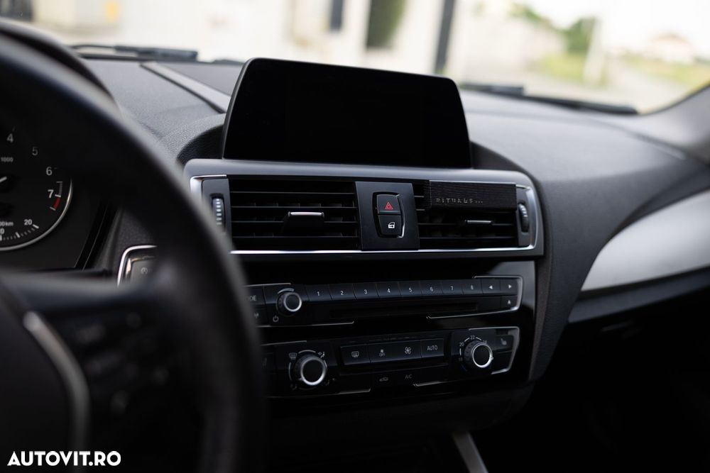 BMW Seria 1 118i Aut. - 13