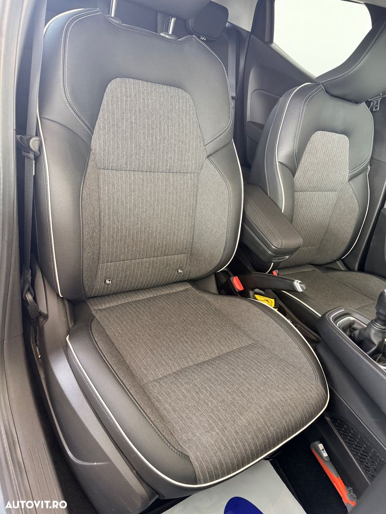 Renault Clio TCe 100 INTENS - 28