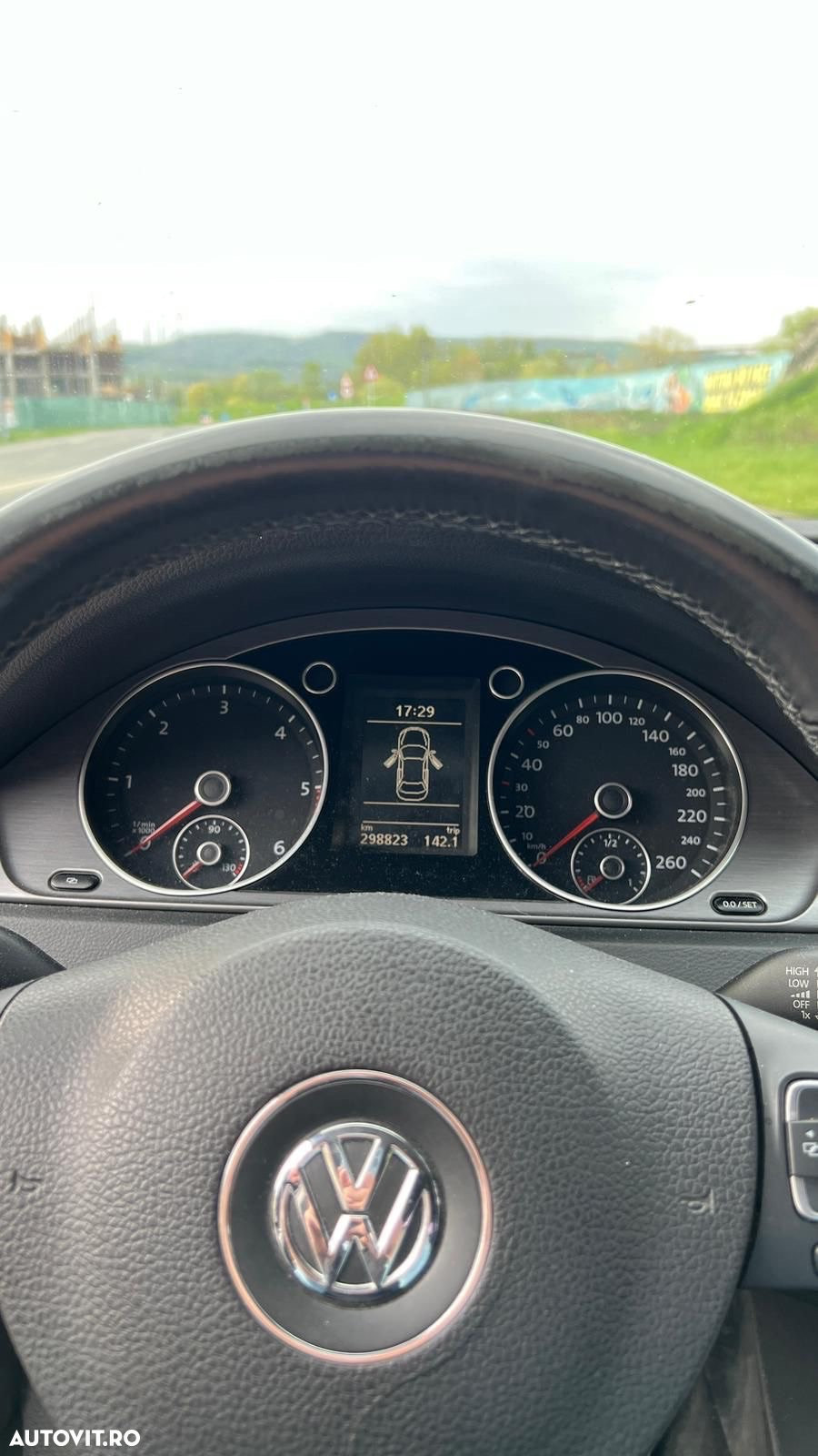 Volkswagen Passat Variant 1.6 TDI BlueMotion - 9