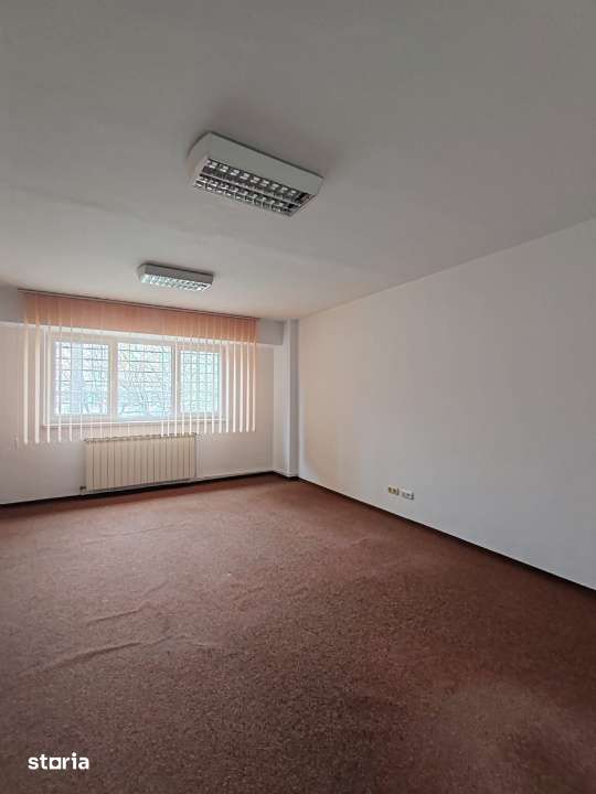 Apartament 3 camere | 75 mp | Zona Central – Vad comercial excelent — fotografia 1