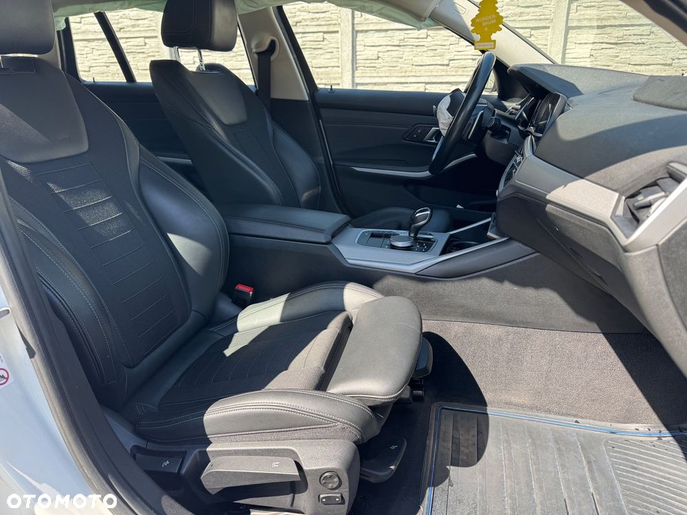 BMW Seria 3 320d MHEV Advantage sport - 23