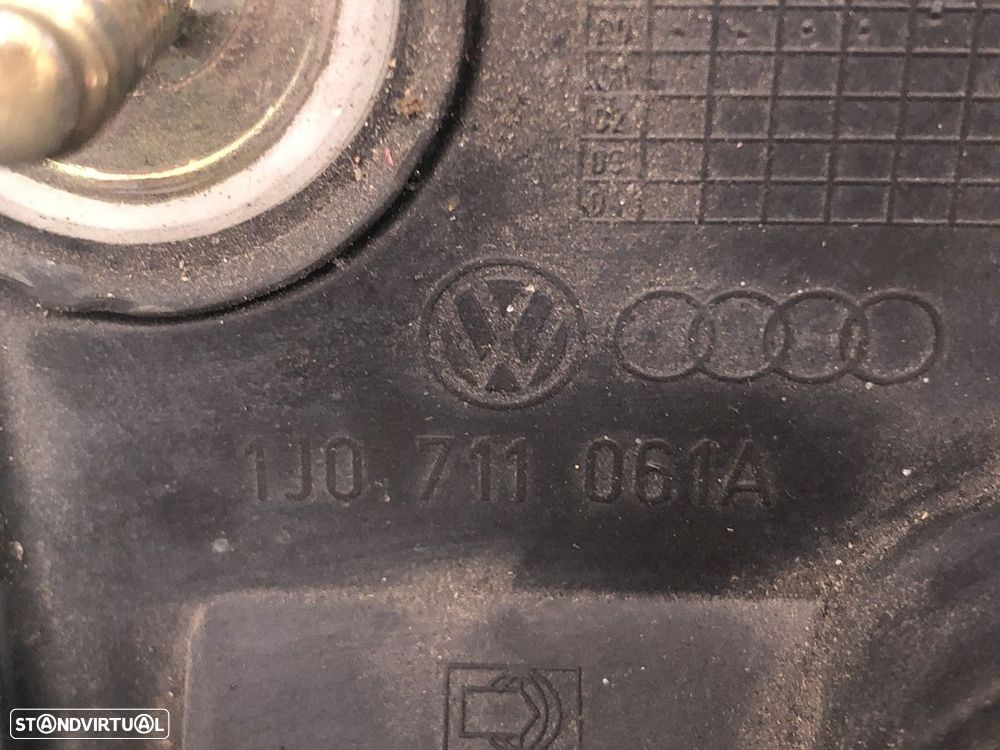 Seletor da caixa de velocidades VW GOLF IV (1J1) 1.9 TDI | 08.97 - 05.04 Usado R... - 4