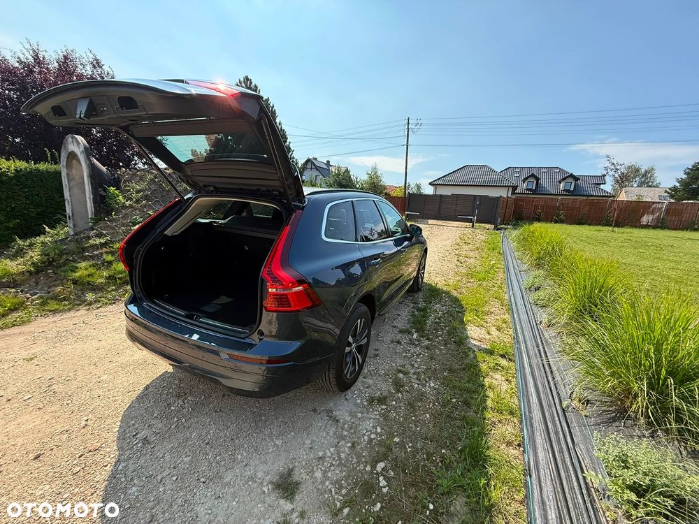 Volvo XC 60 B5 B AWD Momentum Pro - 7