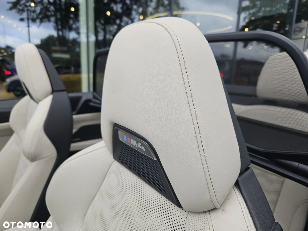 BMW M4 Cabrio Competition M xDrive - 24