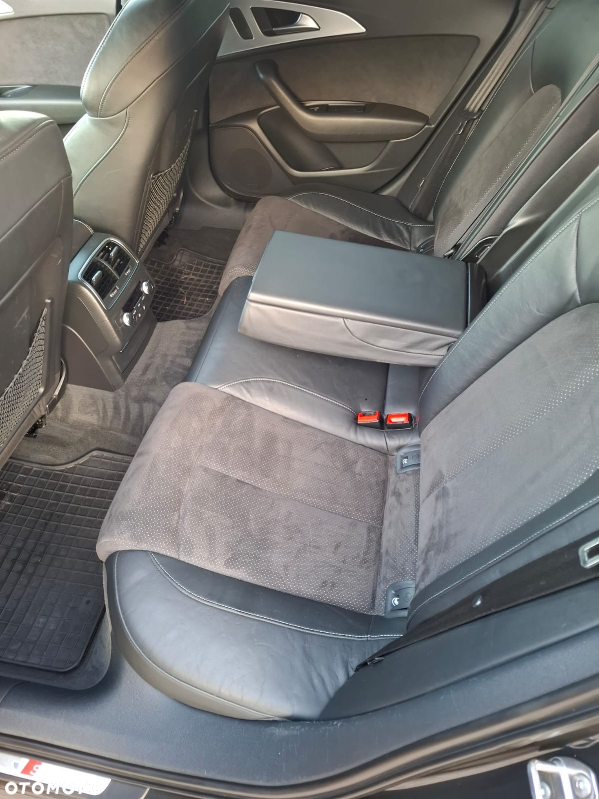 Audi A6 3.0 TDI Quattro S tronic - 12