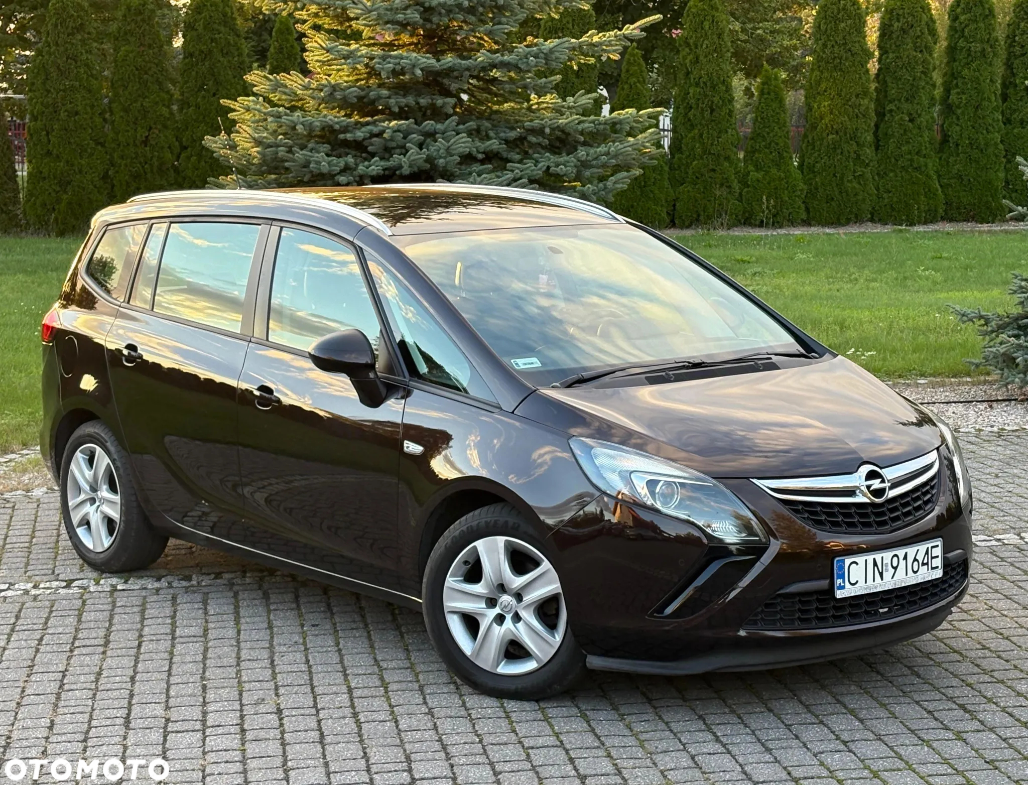 Opel Zafira 1.4 T Elite - 4