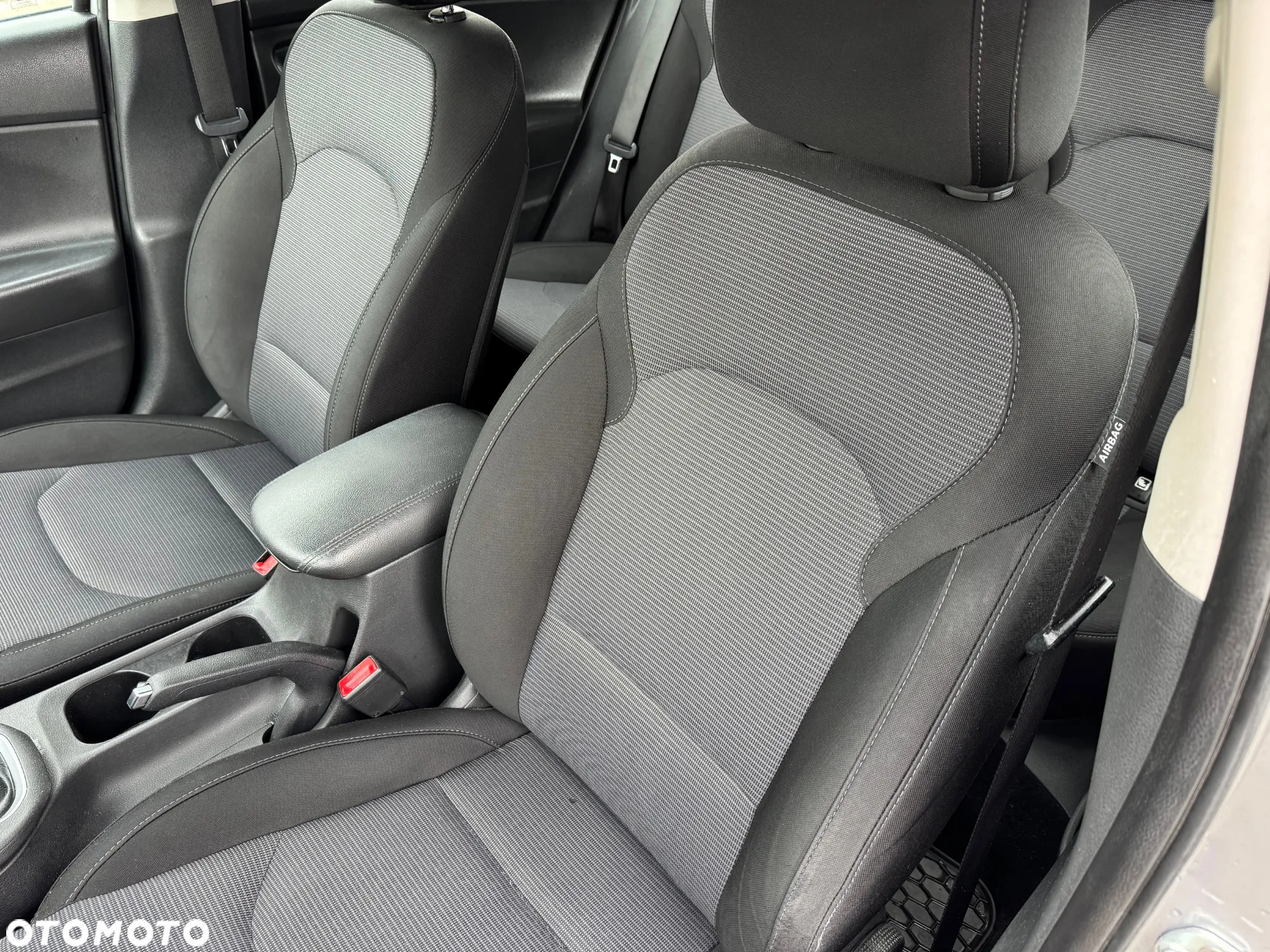 Hyundai i30 1.5 DPI Comfort - 11