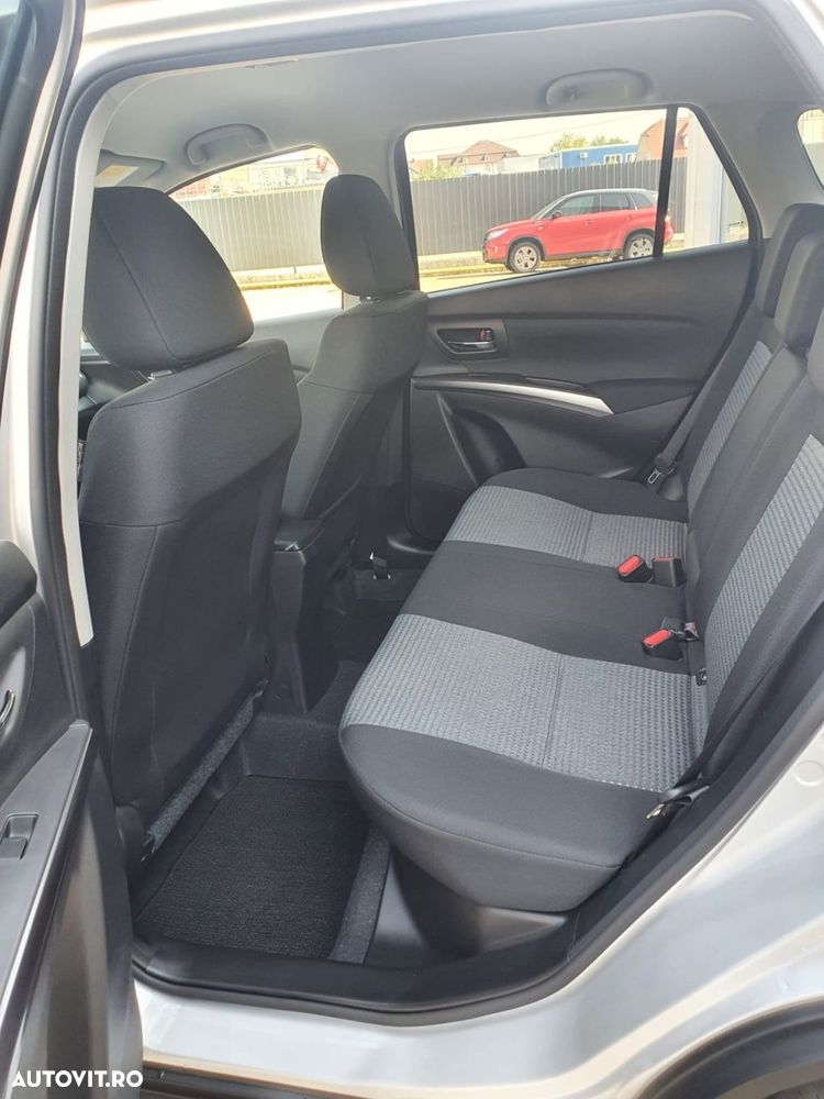 Suzuki S-Cross - 8