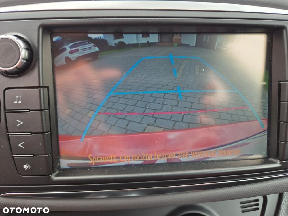 Toyota Yaris 1.33 VVT-i Lounge - 19
