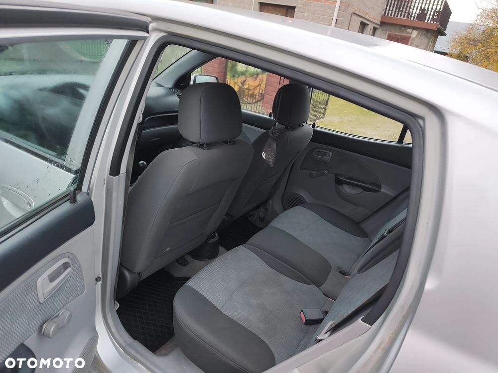 Kia Picanto - 6