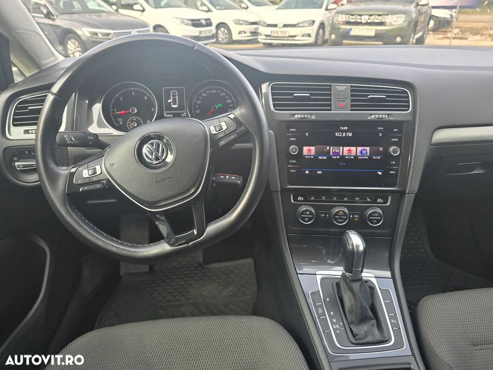 Volkswagen Golf 2.0 TDI DSG Comfortline - 14