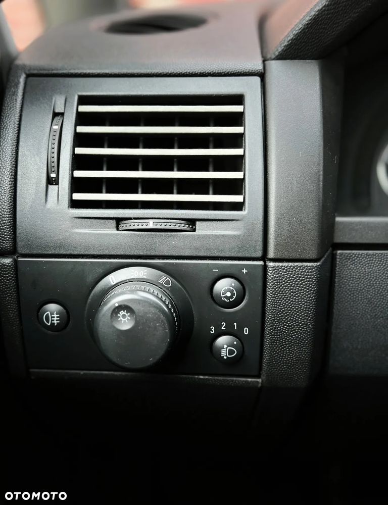 Opel Meriva - 27