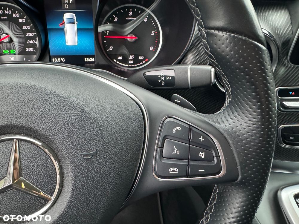 Mercedes-Benz Klasa V 250 d lang 4Matic 9G-TRONIC Avantgarde Edition 2021 - 32