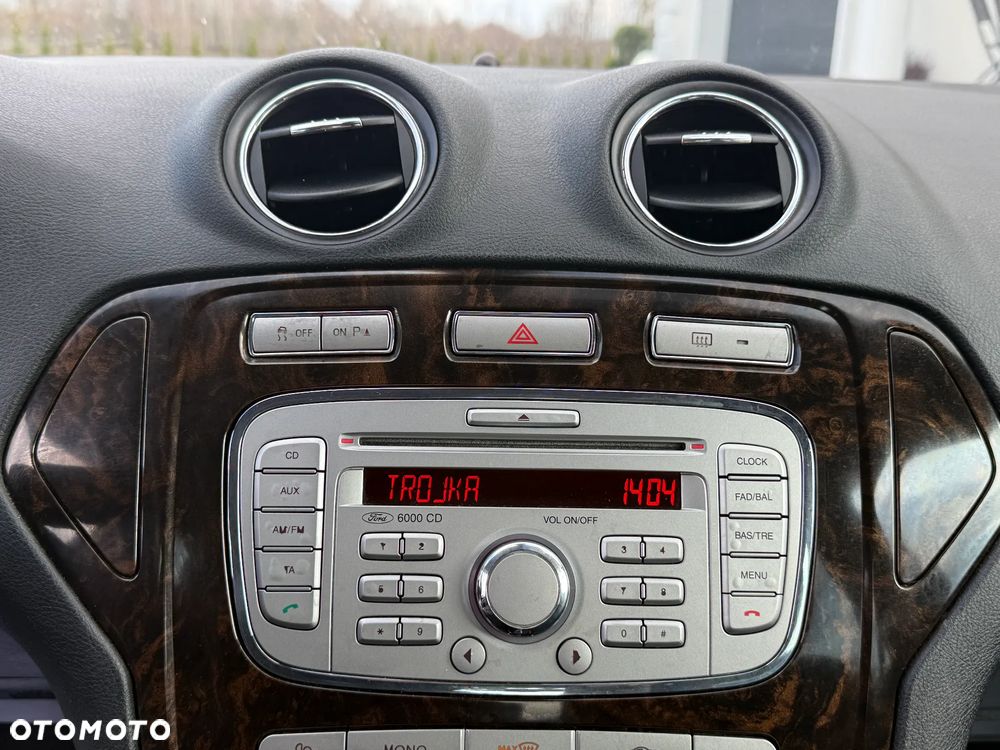 Ford Mondeo 2.0 TDCi Champions Edition - 32