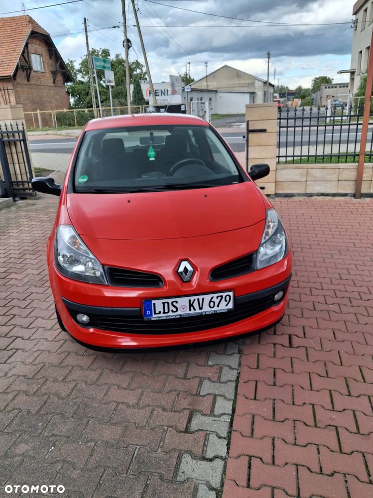 Renault Clio - 7
