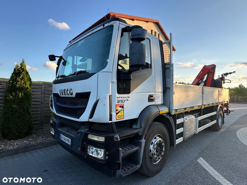 Iveco Stralis 310 E6  4X2 Skrzyniowy + HDS Fassi F135