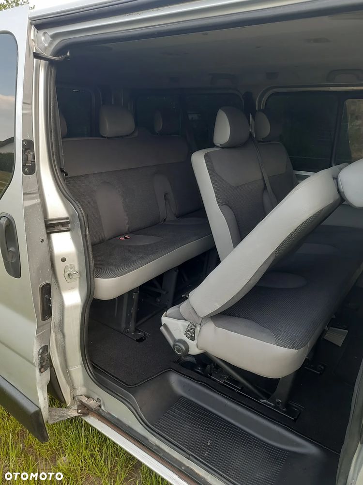 Opel Vivaro L2H1 2.9t Essentia - 13