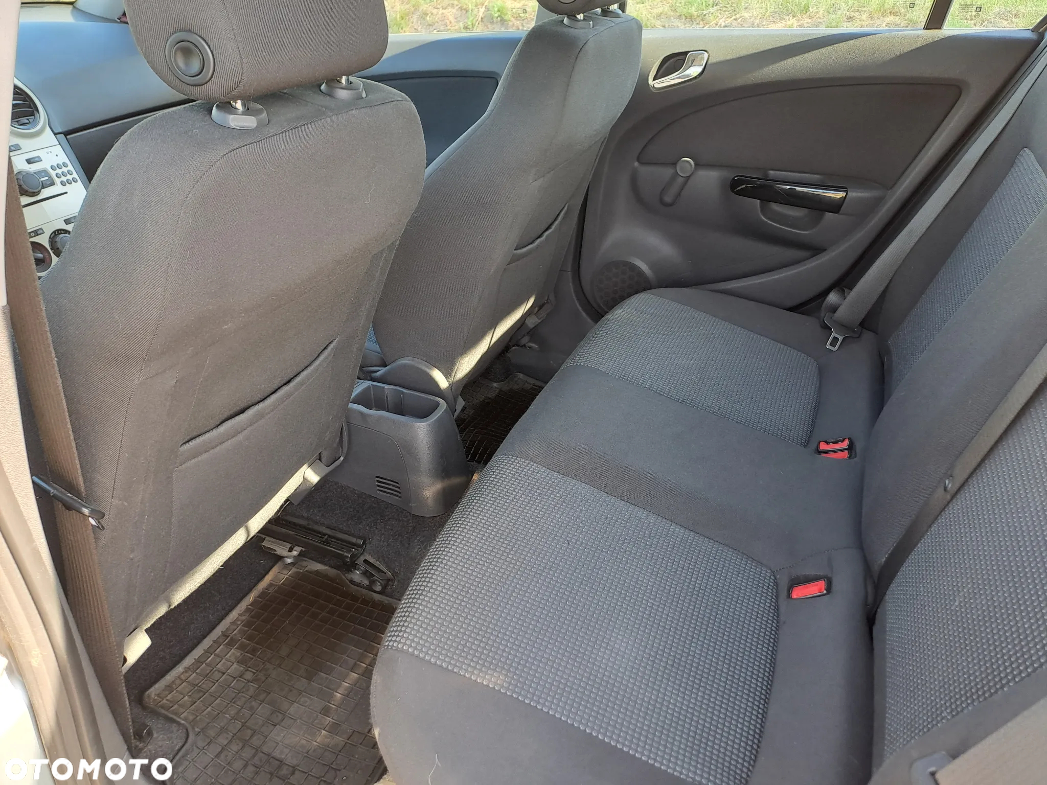 Opel Corsa - 8