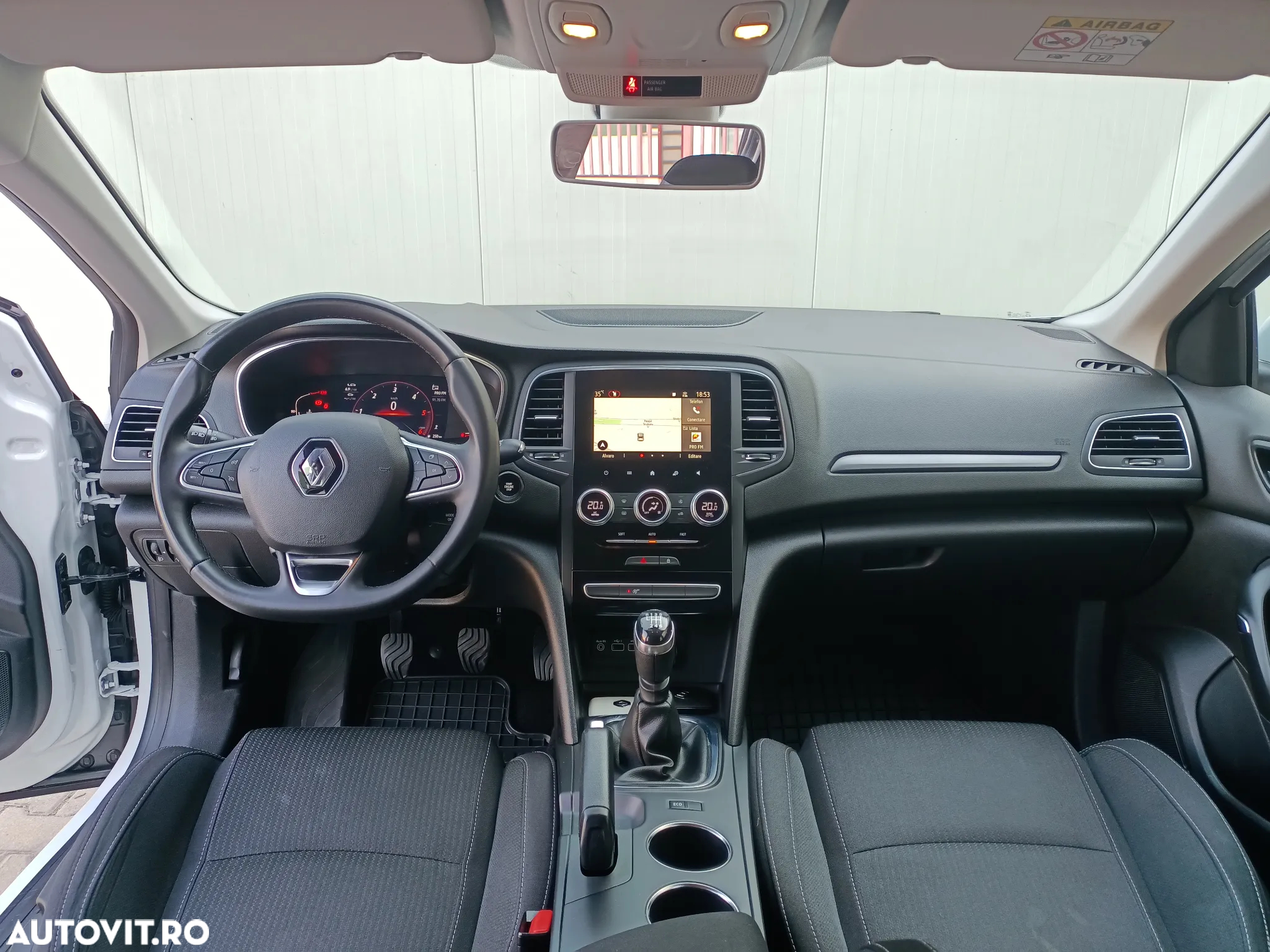 Renault Megane BLUE dCi 115 BUSINESS EDITION - 6