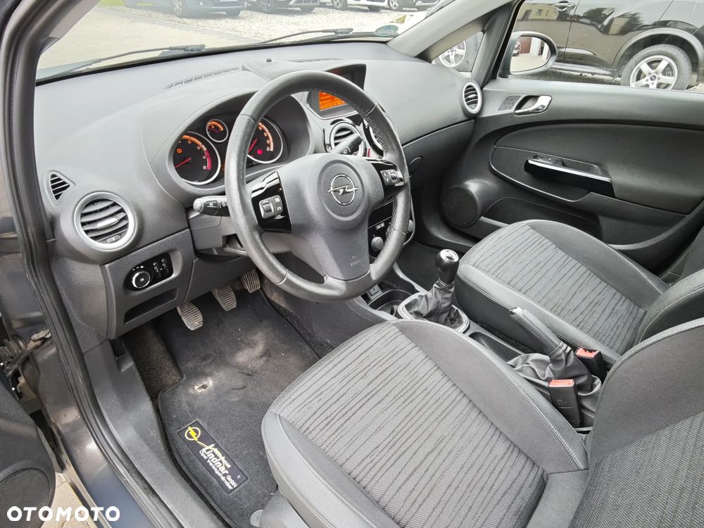 Opel Corsa 1.4 16V Energy - 30