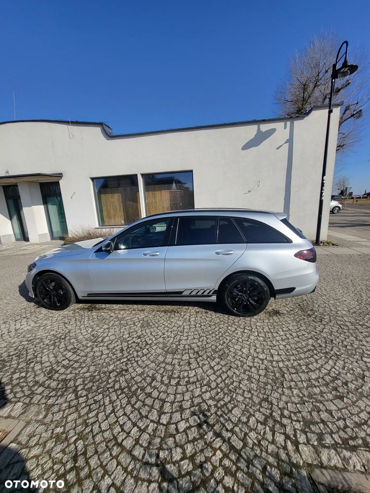 Mercedes-Benz Klasa C 220 d 4MATIC 9G-TRONIC - 25