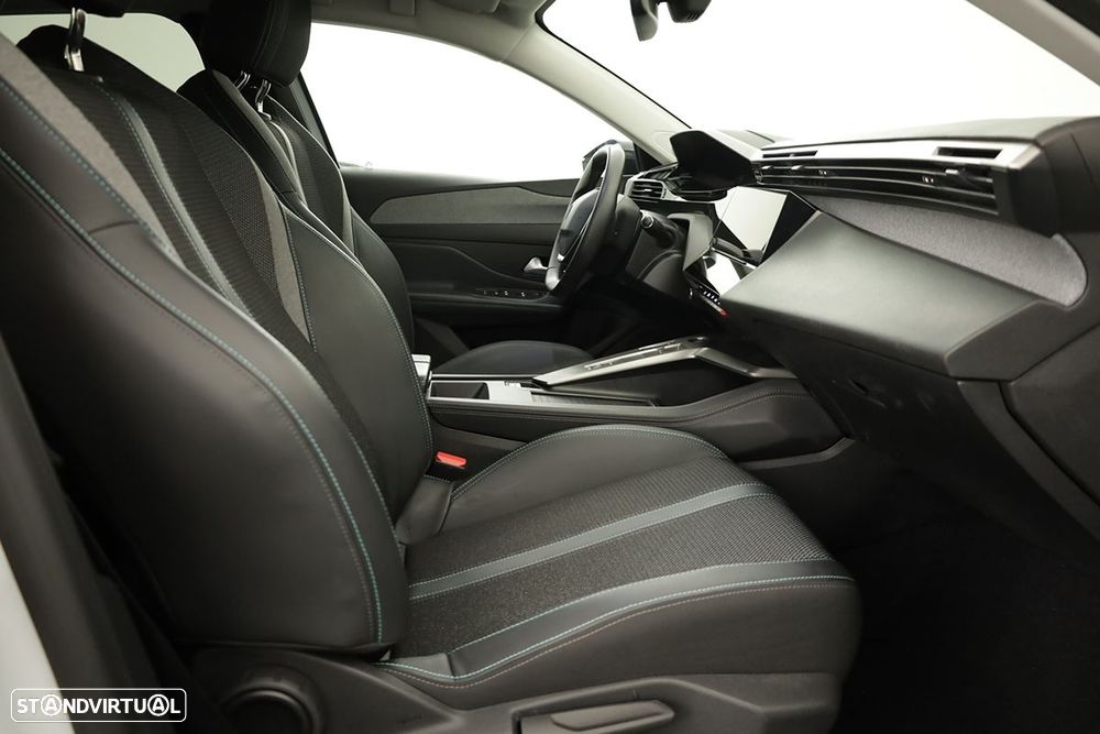 Peugeot e-308 54 kWh Allure - 20