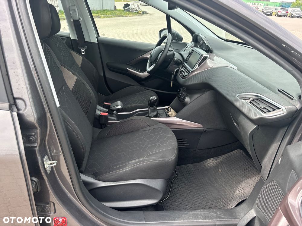 Peugeot 2008 e-HDi FAP 92 STOP & START Active - 28