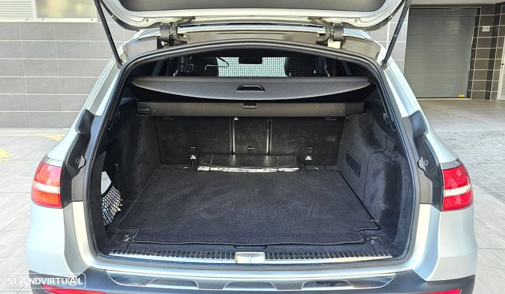 Mercedes-Benz E 220 d 4-Matic All Terrain Avantgarde + - 13