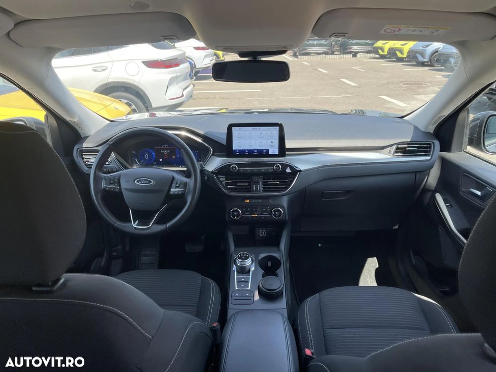 Ford Kuga - 26